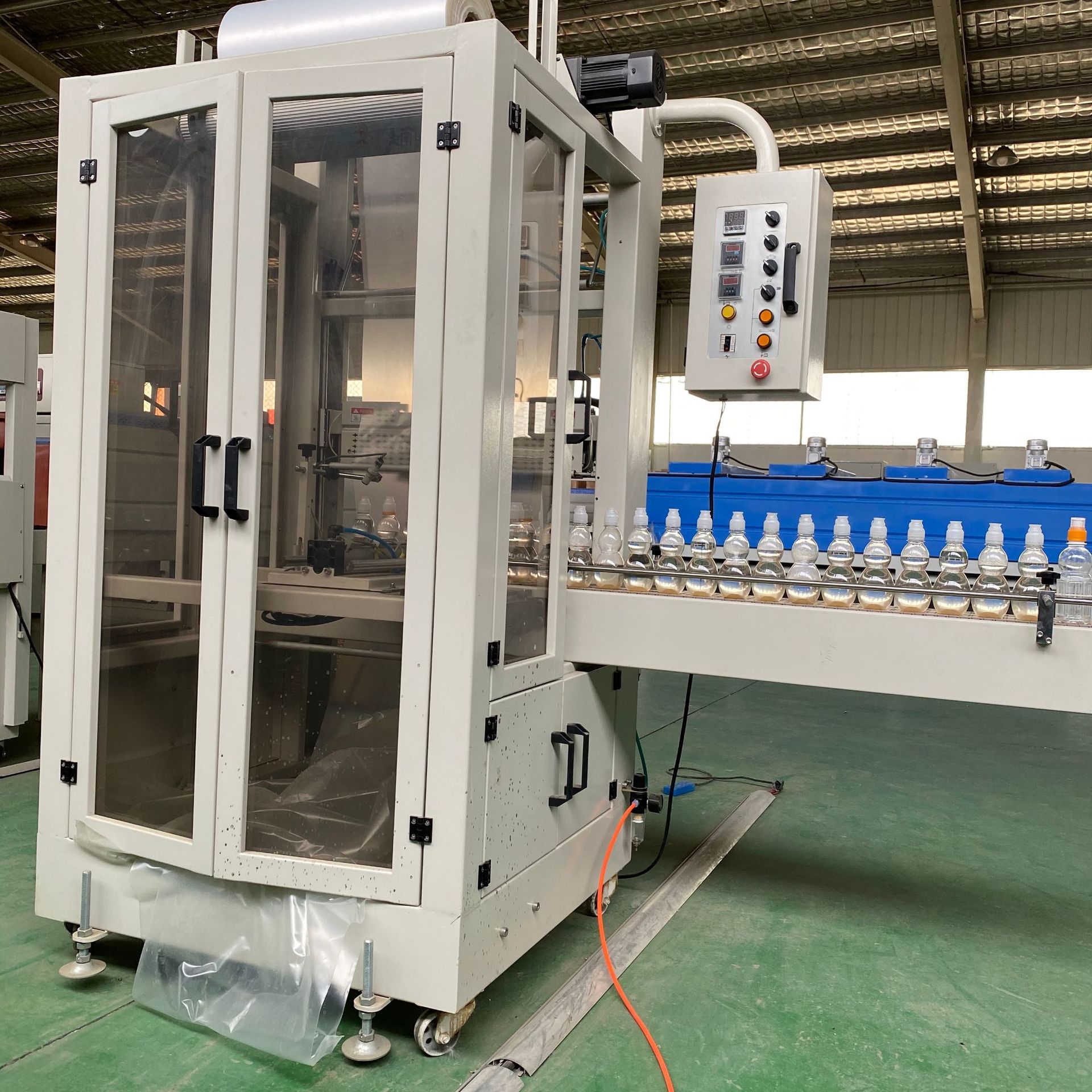 熱收縮包裝機(jī) 熱收縮包裝機(jī)